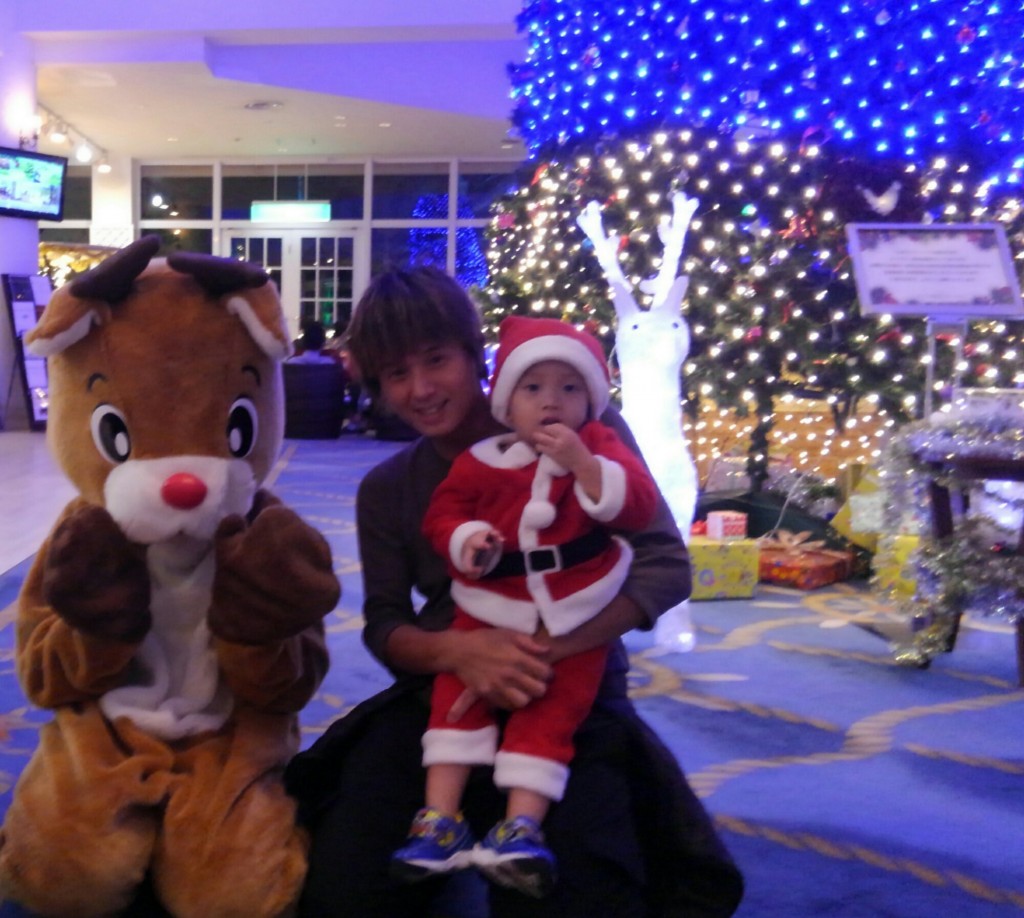 メリークリスマス、シュノーケルツアーやってるよ