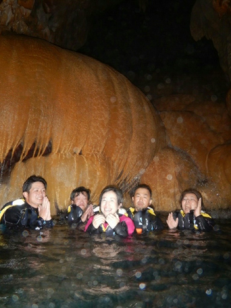 パンプキンホール正面