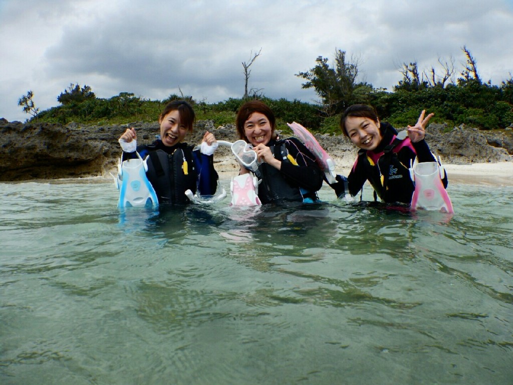 宮古島ビーチで記念撮影