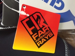 遠赤外線起毛生地使用ウェットスーツ