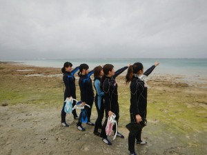 目指すは看護士めざすはシュノーケルでウミガメ